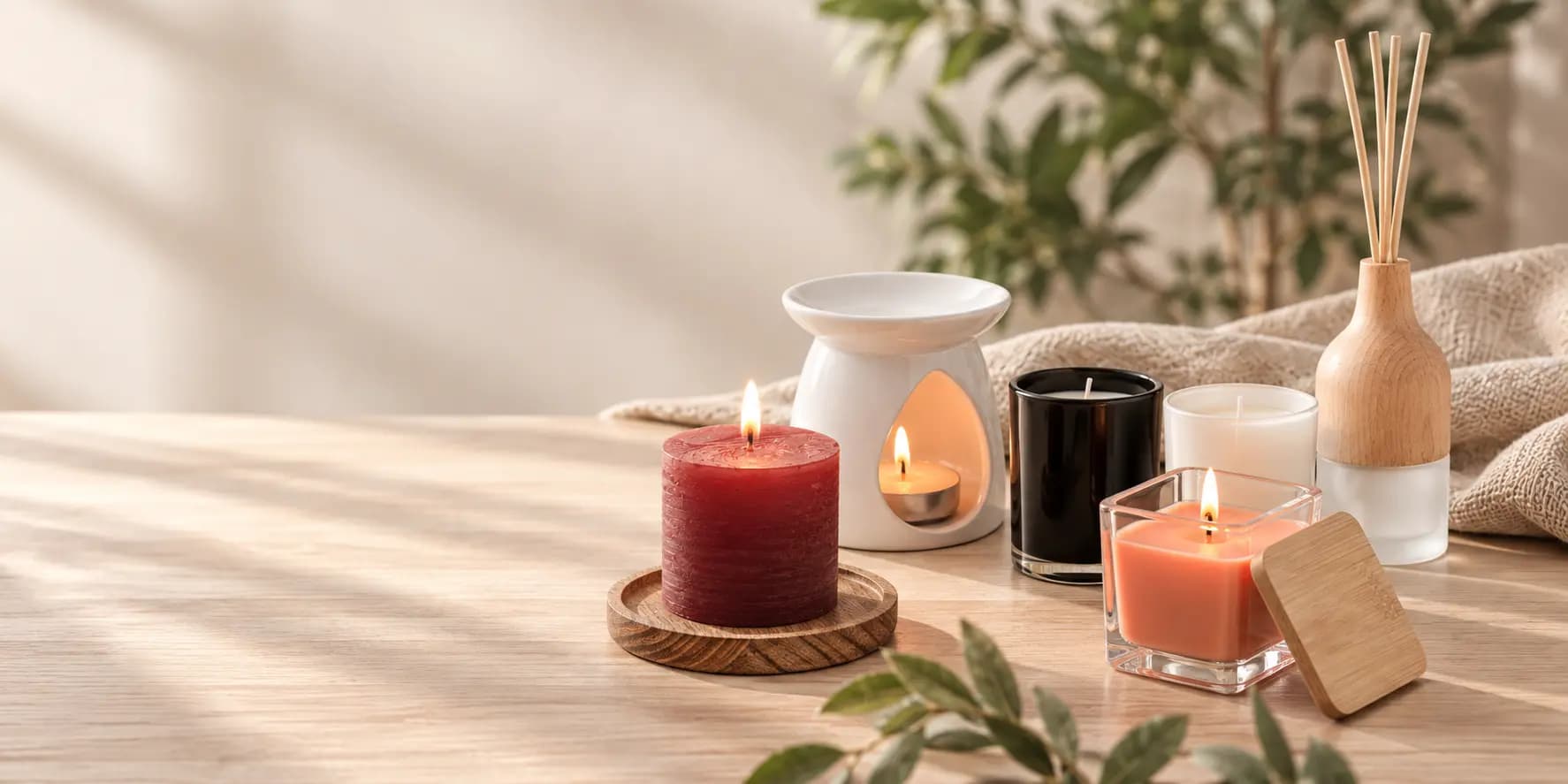 Bougies et diffuseurs de parfum personnalisés Midocean en verre, bambou et céramique
